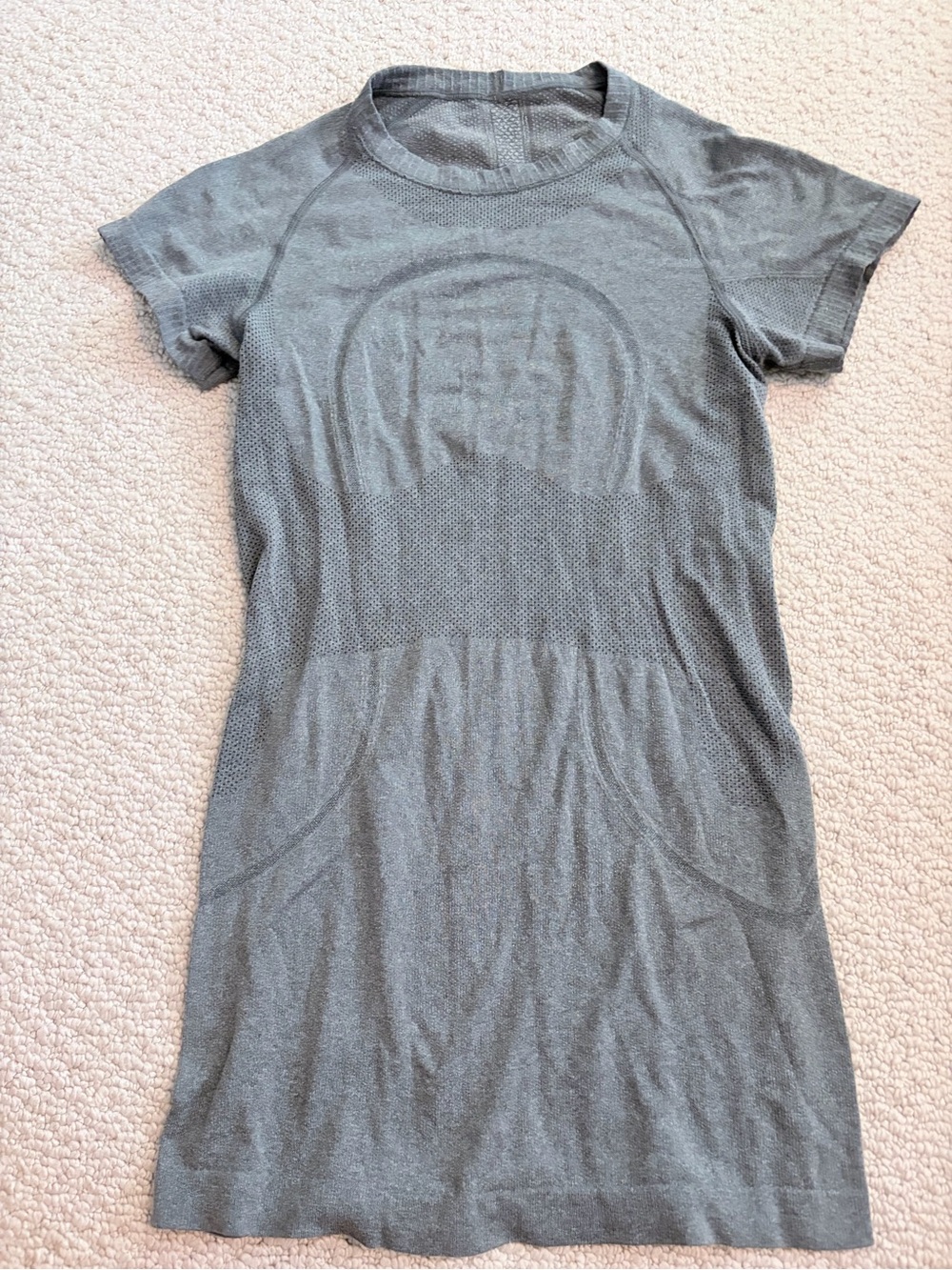 Lululemon Gray Seamless Longline Short Sleeve Athletic Shirt